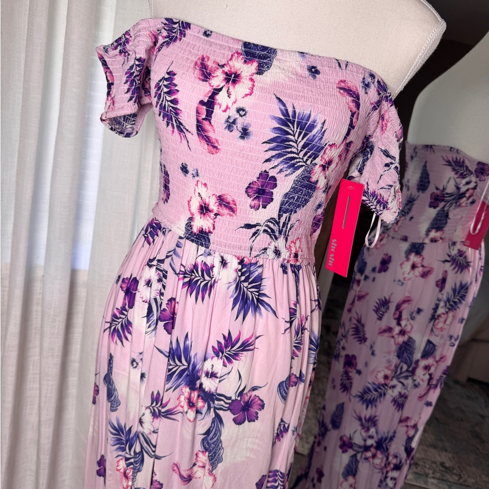 NWT Lavender Floral Off-Shoulder Maxi Dress Sz M